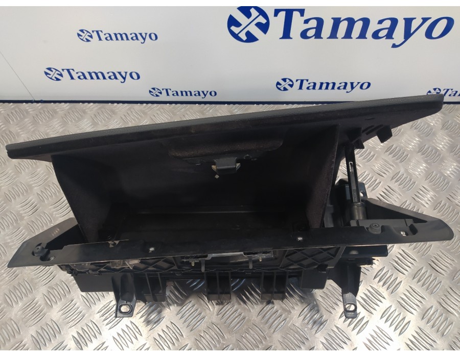 Recambio de guantera para bmw serie 3 berlina (e90) 2.0 16v diesel cat referencia OEM IAM 51167075479  51167120408