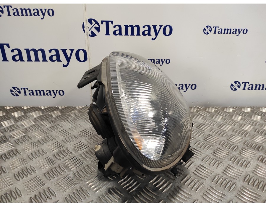 Recambio de faro derecho para renault clio ii fase i (b/cbo) 1.2 referencia OEM IAM 7701045994  67735105