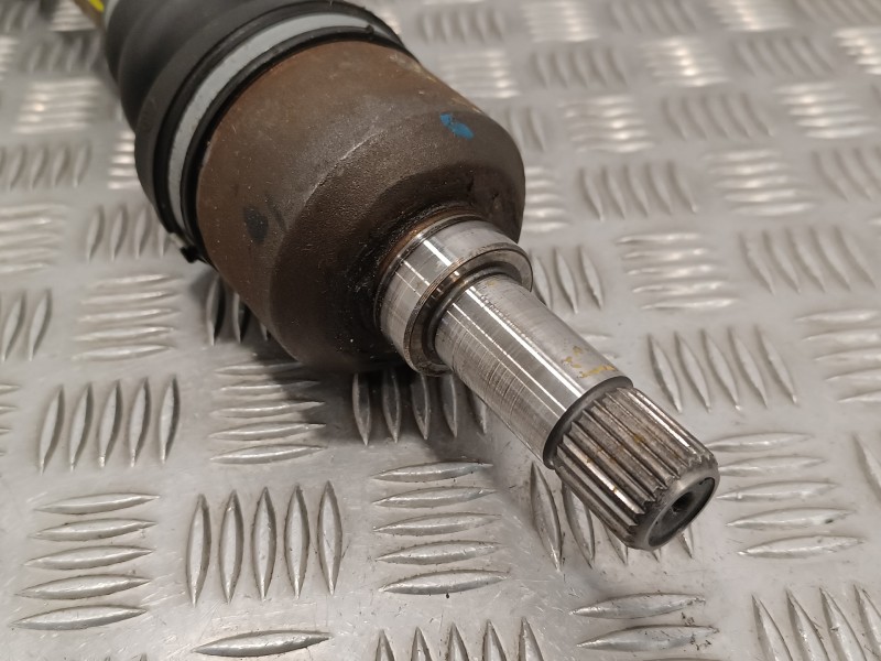 Recambio de transmision delantera izquierda para peugeot 206 berlina 1.9 diesel referencia OEM IAM   