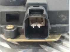 Recambio de cerradura puerta trasera derecha para kia carnival ii 2.9 crdi cat referencia OEM IAM    2