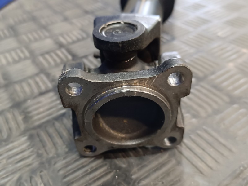 Recambio de transmision central para kia sorento 2.5 crdi referencia OEM IAM   