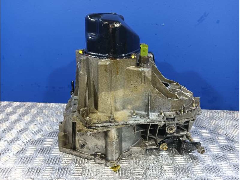 Recambio de caja cambios para nissan micra (k12e) referencia OEM IAM JH3103  