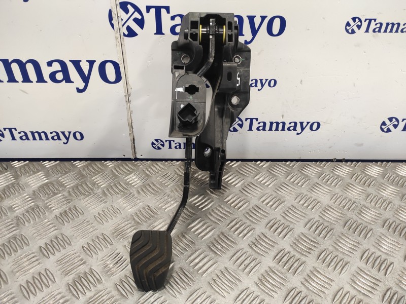 Recambio de pedal freno para renault captur ii 1.3 tce referencia OEM IAM 465018876R  
