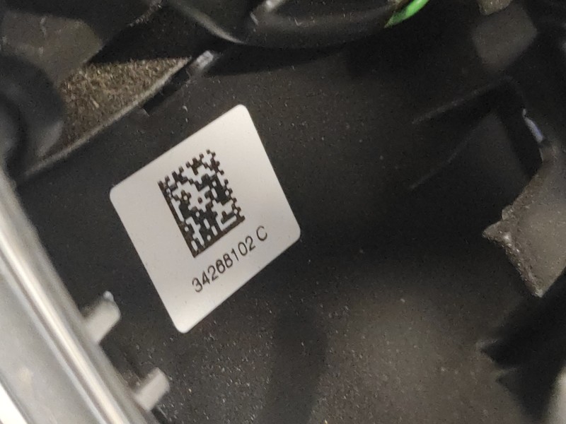 Recambio de volante para renault captur ii 1.3 tce referencia OEM IAM 34268102C 34267795 34267788A