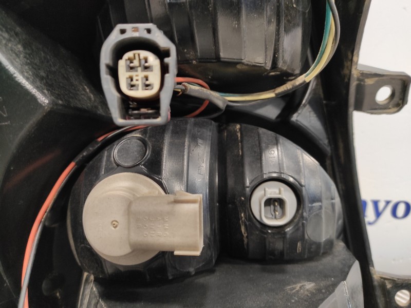 Recambio de piloto trasero derecho para dodge caliber referencia OEM IAM 05303880A  05303752A