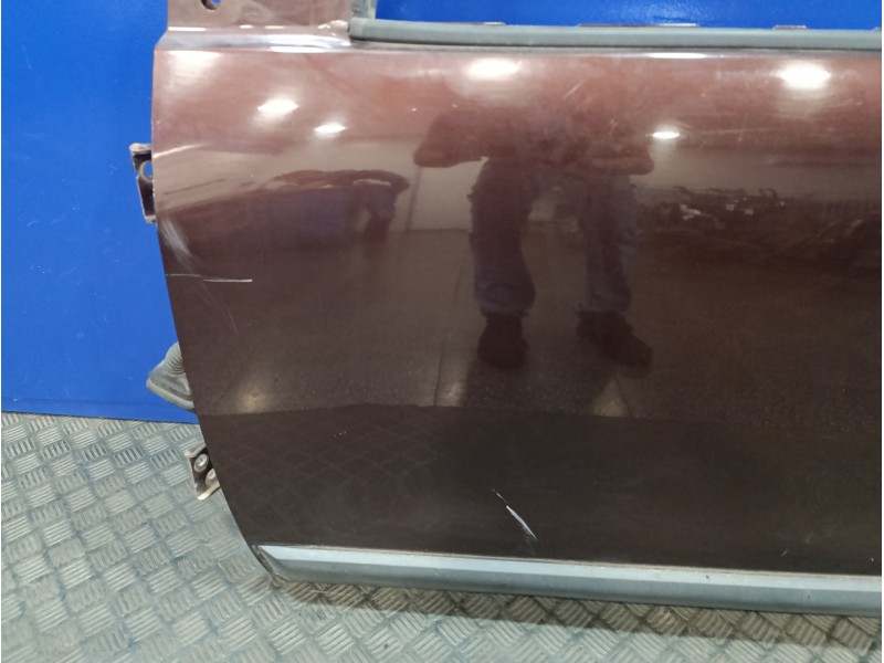 Recambio de puerta delantera izquierda para dacia lodgy 1.2 16v tce cat referencia OEM IAM   