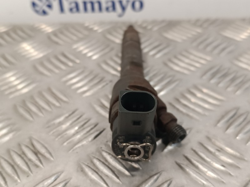 Recambio de inyector para bmw serie 3 touring (f31) 2.0 turbodiesel referencia OEM IAM 779844605  0445110289