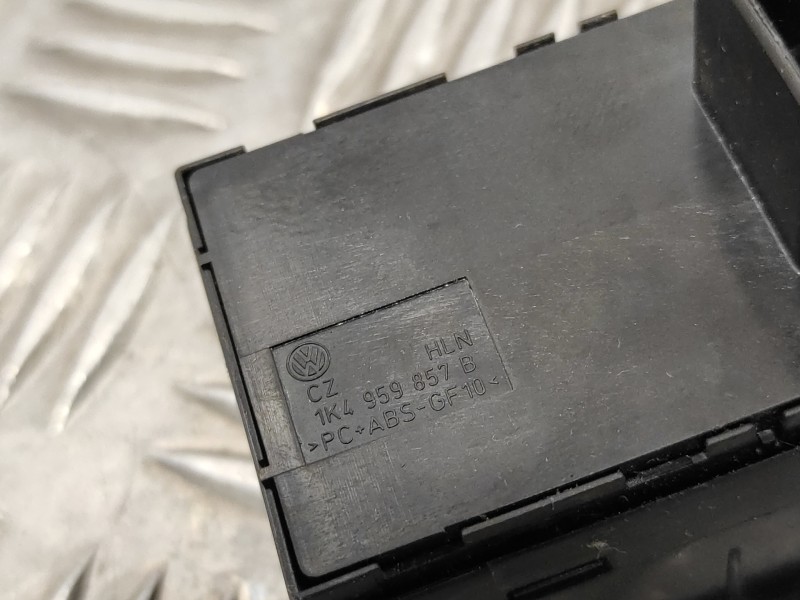 Recambio de mando elevalunas delantero derecho para volkswagen polo (6r1) 1.6 tdi referencia OEM IAM 1K4959857B  