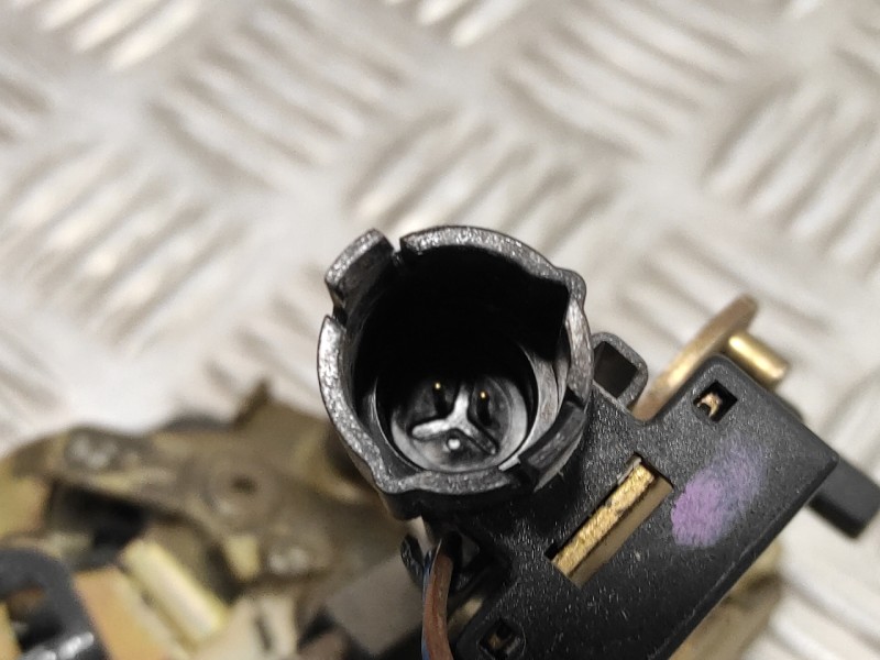 Recambio de cerradura puerta trasera derecha para mercedes-benz clase s (w140) berlina referencia OEM IAM 1407301035  
