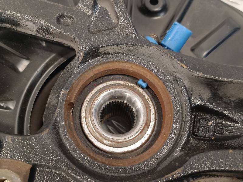 Recambio de mangueta delantera izquierda para volkswagen touareg (7la) 2.5 tdi referencia OEM IAM 7L6407257A  