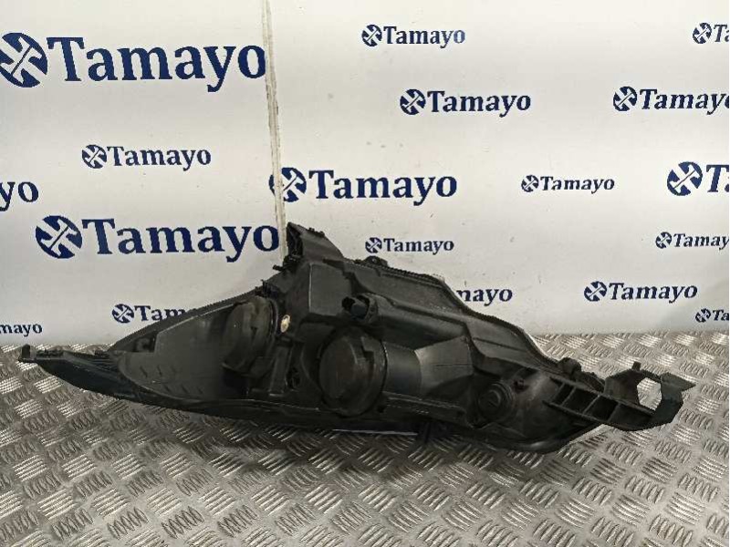 Recambio de faro derecho para citroën c3 referencia OEM IAM 085521134R  