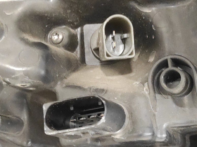 Recambio de faro izquierdo para mercedes-benz clase m (w164) 280 / 300 cdi (164.120) referencia OEM IAM   