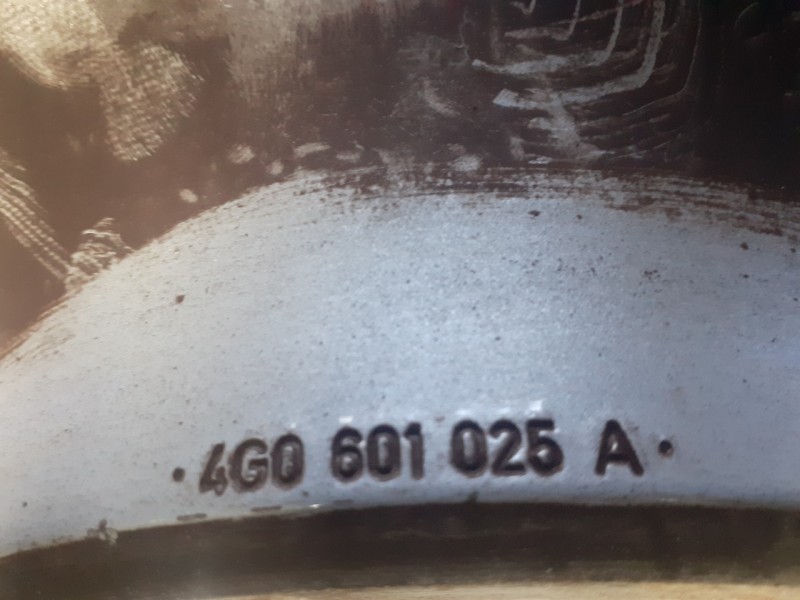 Recambio de llanta para audi a6 lim. (4g2) 2.0 16v tdi referencia OEM IAM 4G0601025A  
