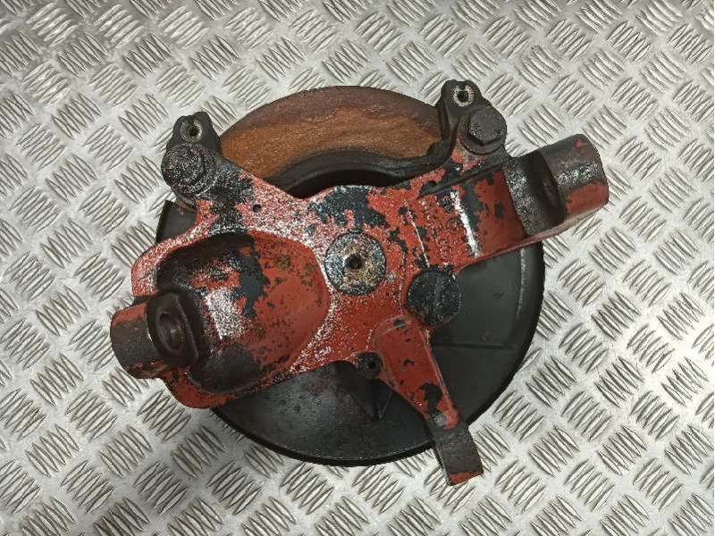 Recambio de mangueta delantera izquierda para iveco 35s12 2.3 referencia OEM IAM   