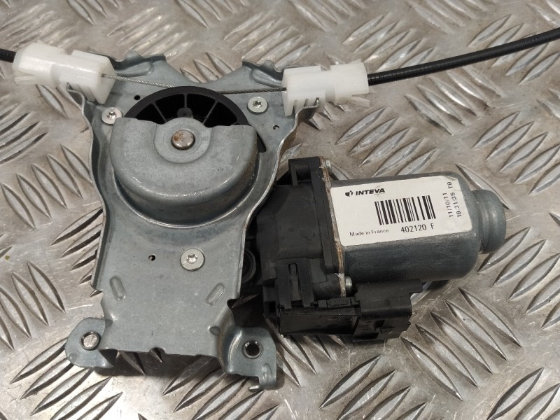 Recambio de elevalunas delantero derecho para nissan pathfinder (r51) referencia OEM IAM 402120F  