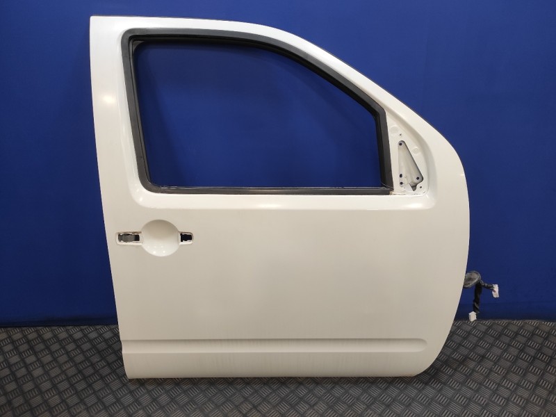 Recambio de puerta delantera derecha para nissan pathfinder (r51) referencia OEM IAM   