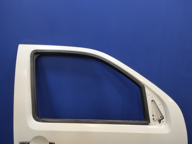 Recambio de puerta delantera derecha para nissan pathfinder (r51) referencia OEM IAM   