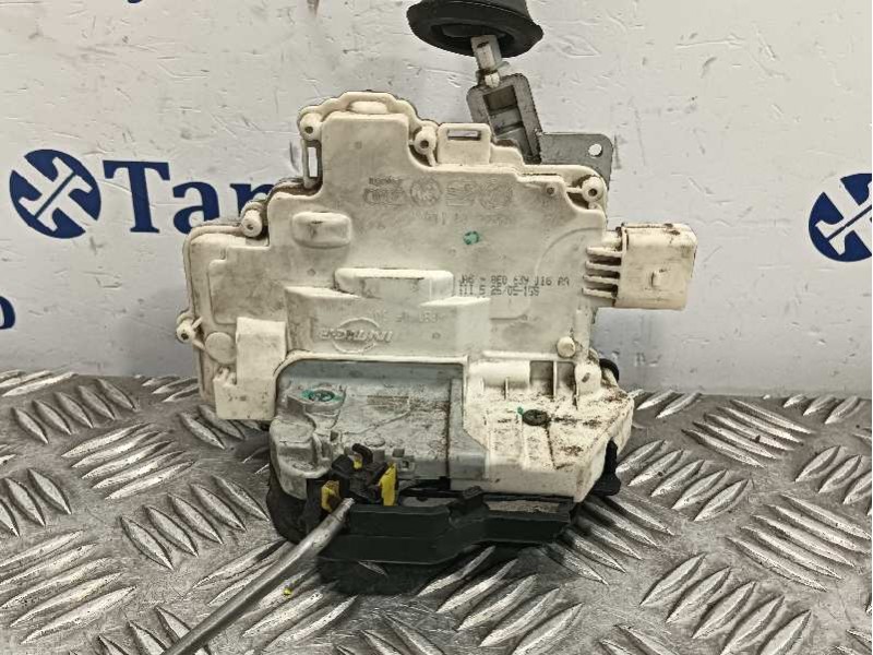 Recambio de cerradura puerta trasera derecha para audi rs 3 sedán (8vm) referencia OEM IAM 8E0839016  