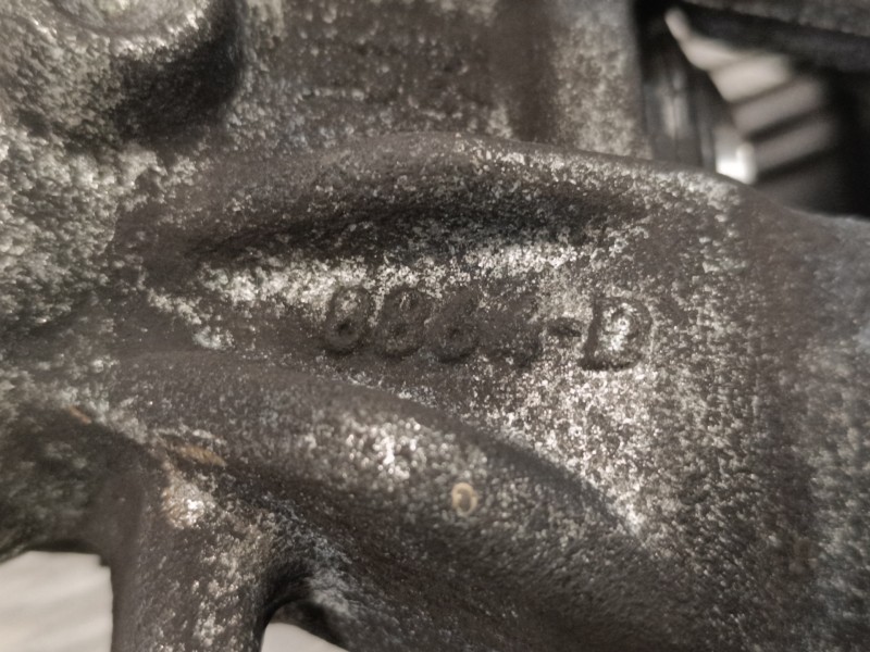 Recambio de pinza freno delantera derecha para dacia lodgy 1.6 cat referencia OEM IAM 8864D  