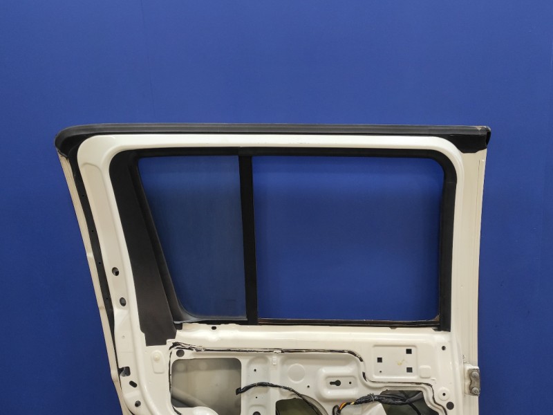 Recambio de puerta trasera izquierda para nissan pathfinder (r51) referencia OEM IAM   