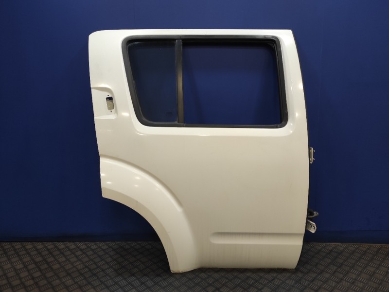 Recambio de puerta trasera derecha para nissan pathfinder (r51) referencia OEM IAM   
