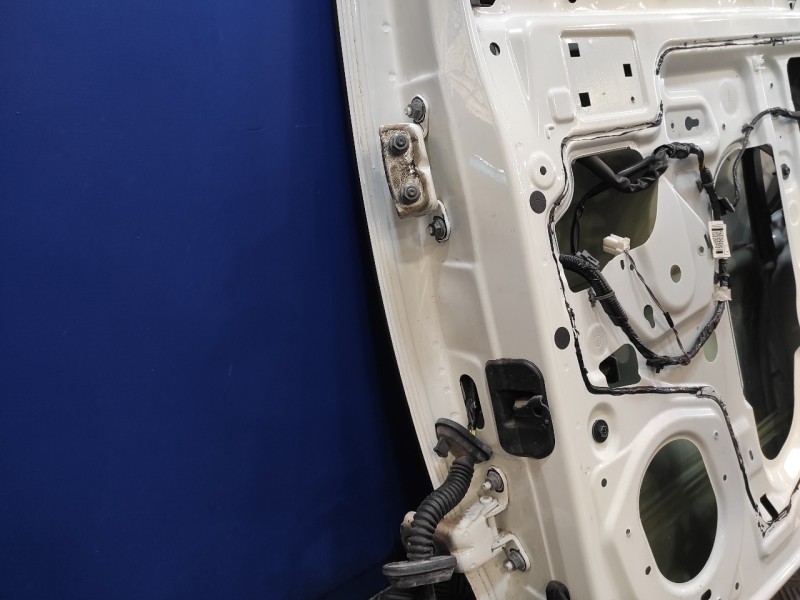 Recambio de puerta trasera derecha para nissan pathfinder (r51) referencia OEM IAM   