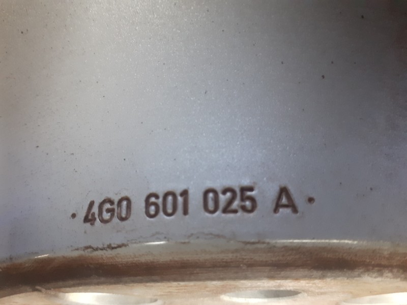 Recambio de llanta para audi a6 lim. (4g2) 2.0 16v tdi referencia OEM IAM 4G0601025A  