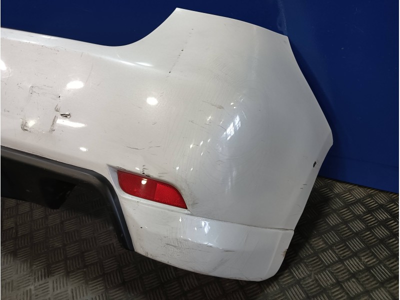 Recambio de paragolpes trasero para subaru impreza g12 2.0 diesel cat referencia OEM IAM   