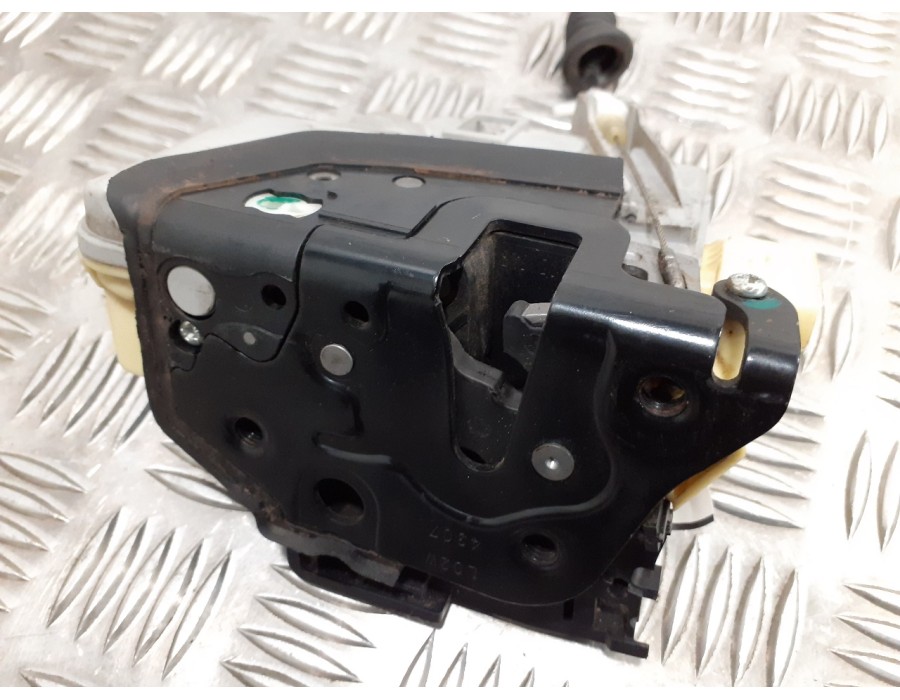Recambio de cerradura puerta delantera izquierda para volkswagen passat variant (3c5) 1.9 tdi referencia OEM IAM 3C1837015A  CZ3