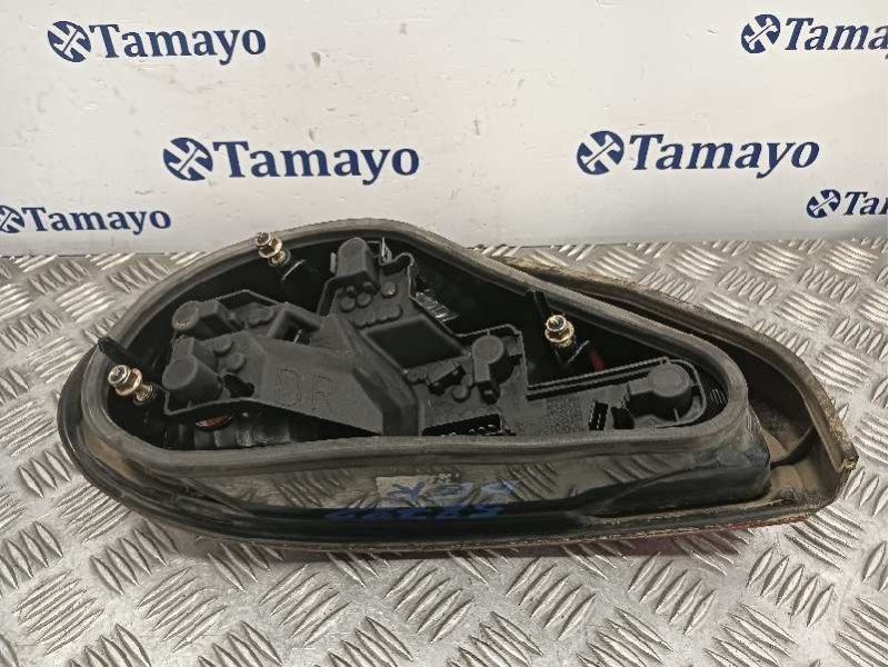 Recambio de piloto trasero derecho para jaguar x-type referencia OEM IAM 89021772  