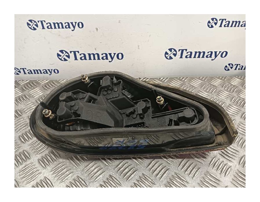 Recambio de piloto trasero derecho para jaguar x-type referencia OEM IAM 89021772  