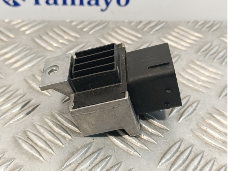 Recambio de caja precalentamiento para renault clio iv 1.5 dci diesel fap energy referencia OEM IAM 110678071R  