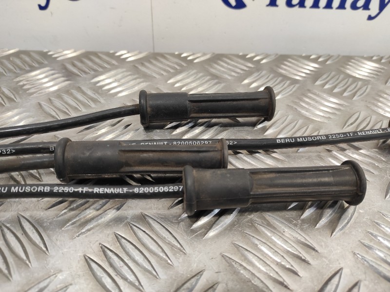 Recambio de bobina encendido para dacia sandero 1.6 cat referencia OEM IAM HOM7700873701 2526151A 7700274008