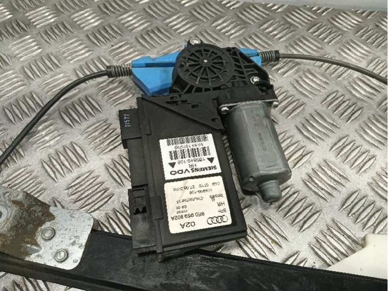 Recambio de elevalunas trasero derecho para audi a4 avant (8e) referencia OEM IAM 8E0959802A 105849108 105999108