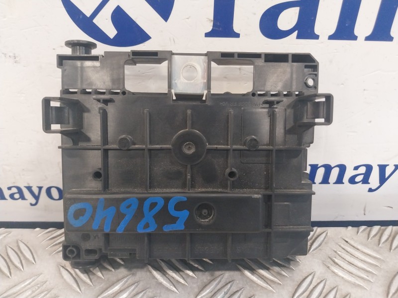 Recambio de caja reles / fusibles para citroën c4 grand picasso referencia OEM IAM 9667044880  