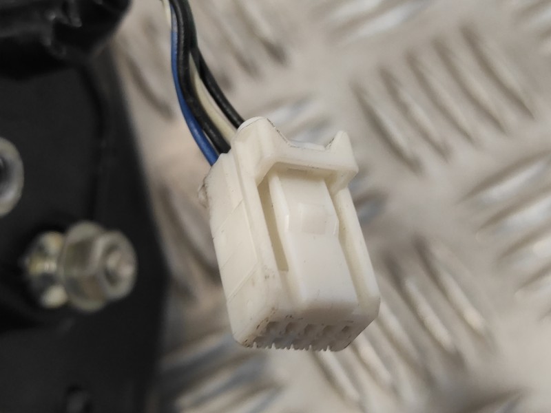 Recambio de retrovisor izquierdo para mitsubishi lancer berlina (cy0) referencia OEM IAM 7632A09307  