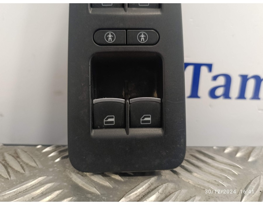 Recambio de mando elevalunas delantero izquierdo para seat alhambra (7n) 1.4 tsi referencia OEM IAM 7N0868247 5K0959565A 7P69598