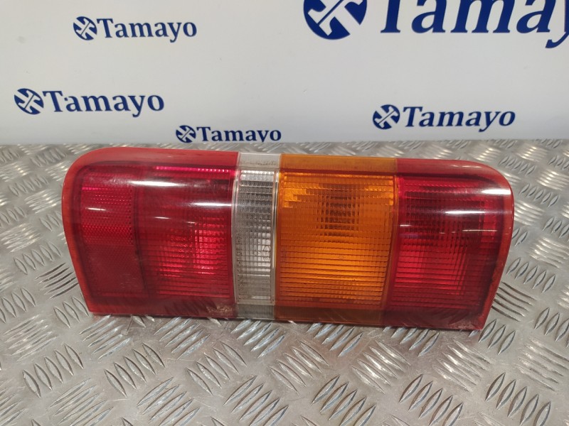 Recambio de piloto trasero izquierdo para ford courier 1.8d referencia OEM IAM   