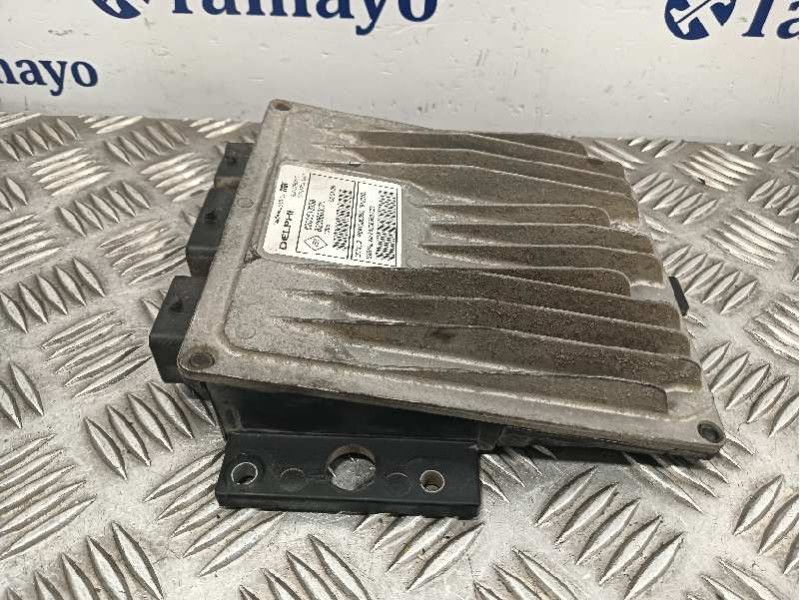 Recambio de centralita motor uce para dacia logan referencia OEM IAM 8200513058 R0410B036D 8200785530