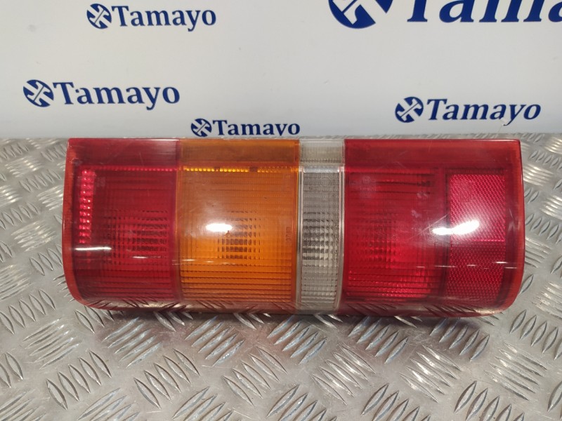 Recambio de piloto trasero izquierdo para ford courier 1.8d referencia OEM IAM   