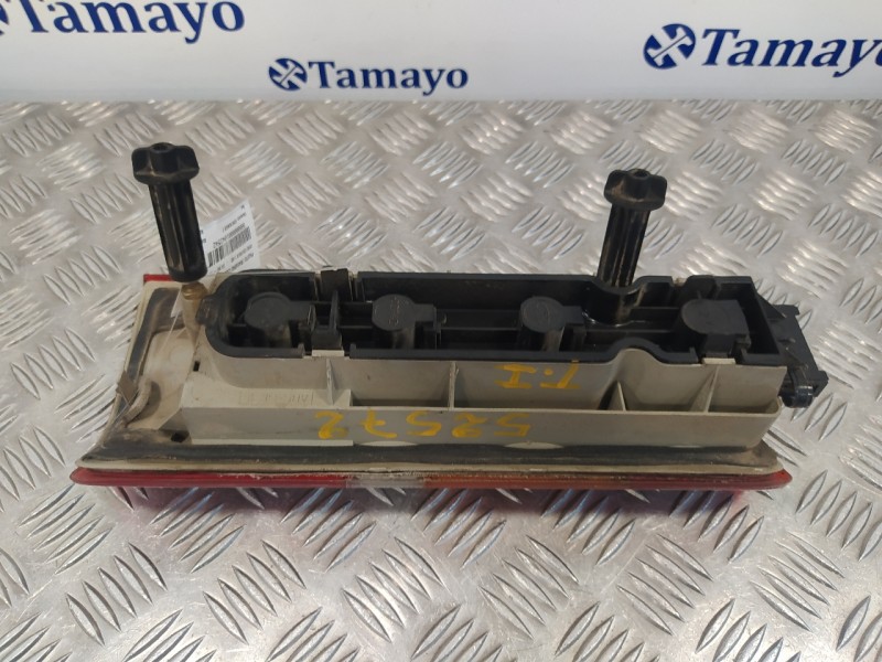 Recambio de piloto trasero izquierdo para ford courier 1.8d referencia OEM IAM   