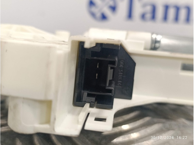 Recambio de motor elevalunas delantero izquierdo para seat alhambra (7n) 1.4 tsi referencia OEM IAM 8K0959802B  1036919809201