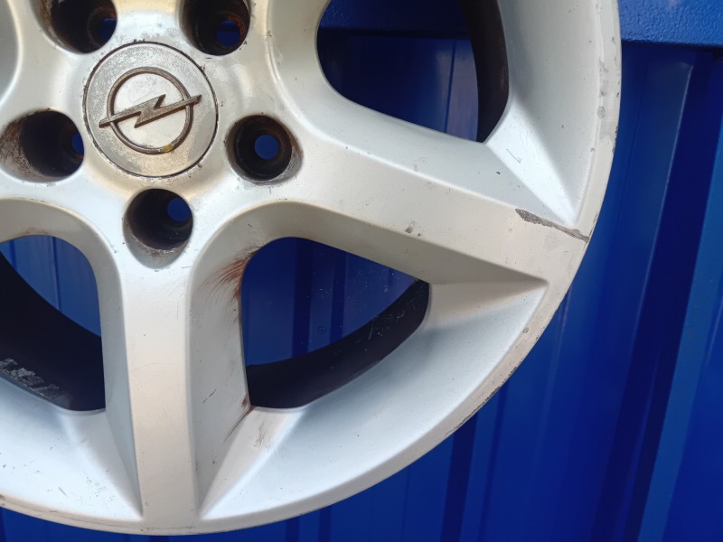 Recambio de llanta para opel astra gtc referencia OEM IAM   