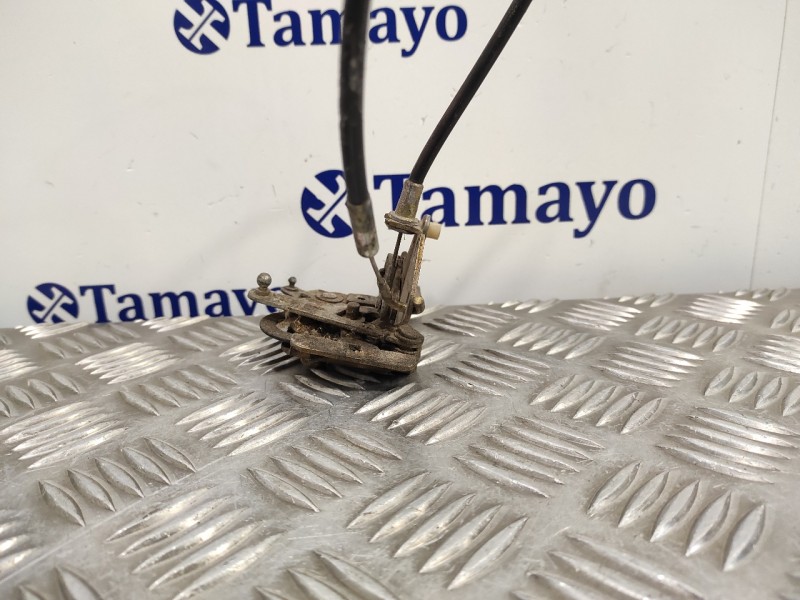 Recambio de cerradura puerta delantera derecha para porsche 944 2.5 cat referencia OEM IAM   