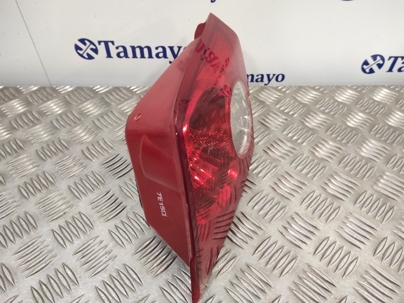 Recambio de piloto trasero derecho interior para chevrolet lacetti 2.0 diesel cat referencia OEM IAM   