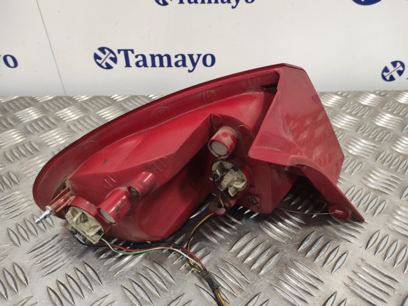 Recambio de piloto trasero derecho para chevrolet lacetti 2.0 diesel cat referencia OEM IAM   