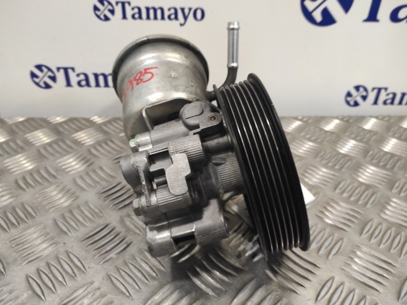 Recambio de bomba direccion para toyota corolla verso (r1) 2.2 turbodiesel cat referencia OEM IAM   
