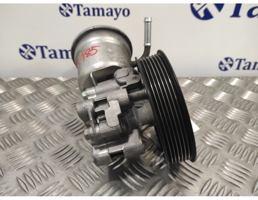 Recambio de bomba direccion para toyota corolla verso (r1) 2.2 turbodiesel cat referencia OEM IAM   