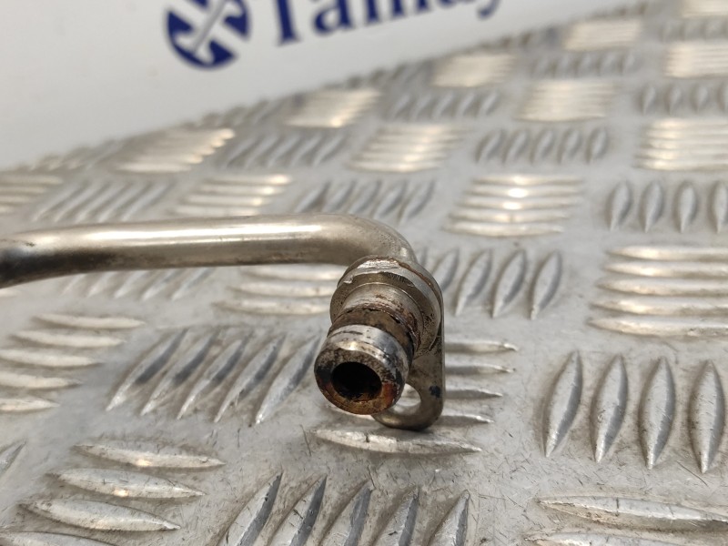 Recambio de tubo para volkswagen golf v berlina (1k1) 1.4 16v tsi referencia OEM IAM 03C121469C  