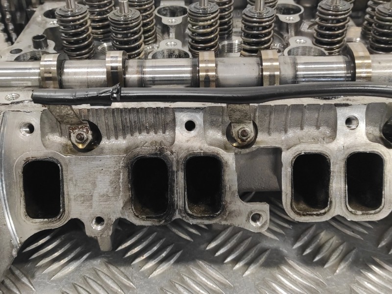 Recambio de culata para ford mondeo berlina (ge) 2.0 tdci cat referencia OEM IAM   